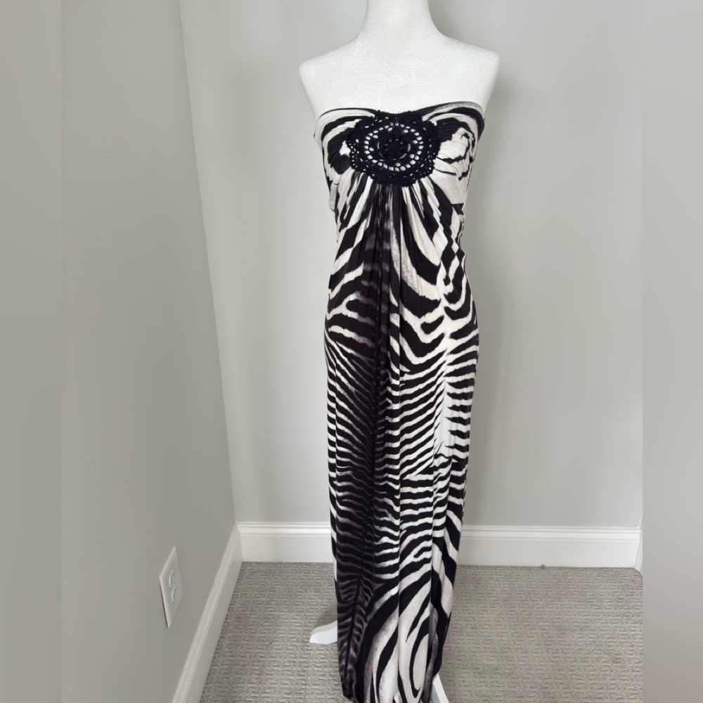 Black and White Zebra Print Strapless Dress